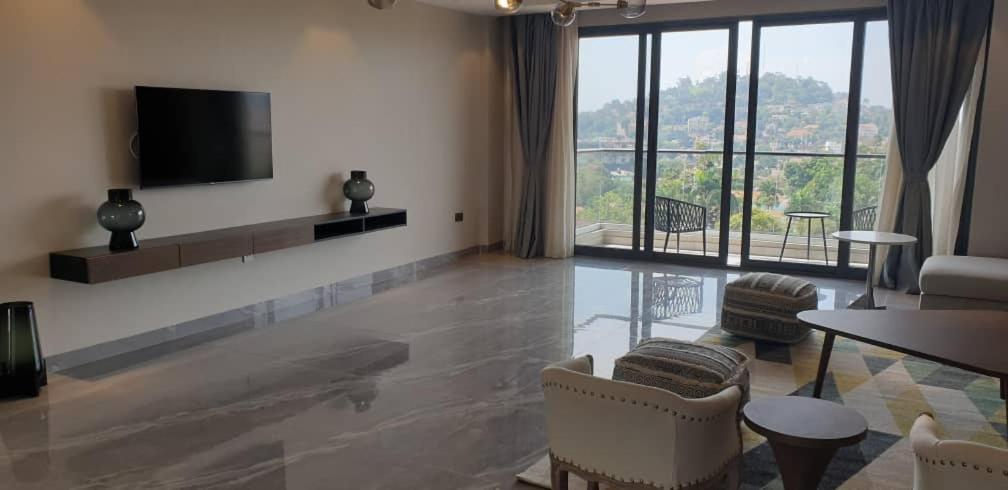 Zara Garden Hotel And Apartments 캄팔라 외부 사진