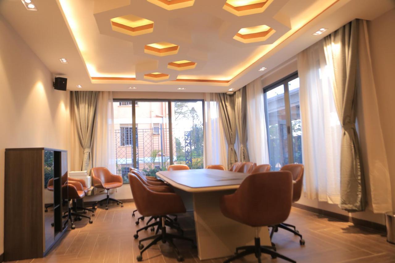 Zara Garden Hotel And Apartments 캄팔라 외부 사진