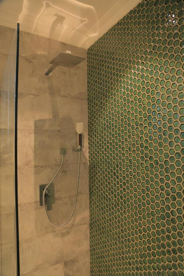 Zara Garden Hotel And Apartments 캄팔라 외부 사진